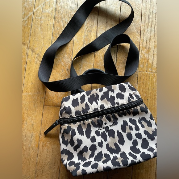 Kate spade leopard convertible crossbody mini backpack - Picture 1 of 6